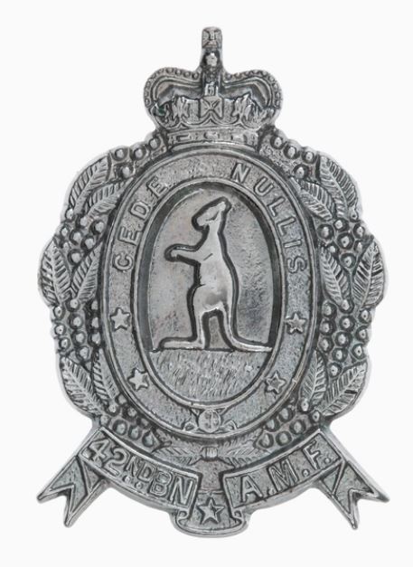 42nd Battalion badge.jpg